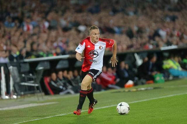 结束5轮不胜！石家庄功夫2-1十人陕西联合 维尼修斯制胜曹康直红